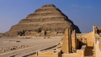 El misterio del Serapeum de Saqqara, la pirámide escalonada