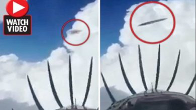 Un piloto filmó a dos ovnis que pasaron frente a su avión en pleno vuelo