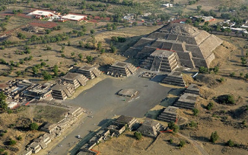Los túneles ocultos bajo la pirámide de la Luna son "pasajes al inframundo" 5 túneles ocultos bajo la pirámide de la Luna