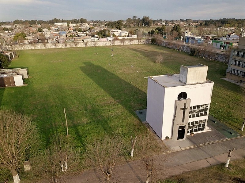 ovni en berisso cementerio parque de Berisso