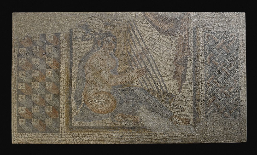 Mosaico de Sasán con una mujer música, fechado alrededor del año 260 d.C.