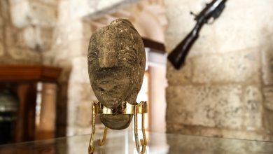 Agricultor palestino desentierra escultura de diosa de 4.500 años de antigüedad