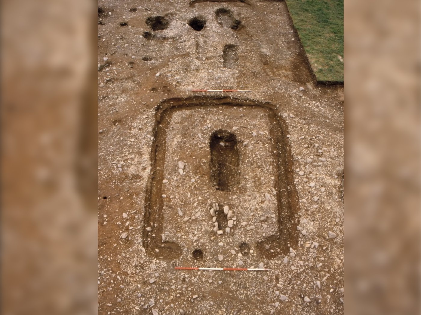Posibles tumbas reales fechadas en la época del rey Arturo encontradas en Gran Bretaña 6 Posibles tumbas reales fechadas en la época del rey Arturo encontradas en Gran Bretaña