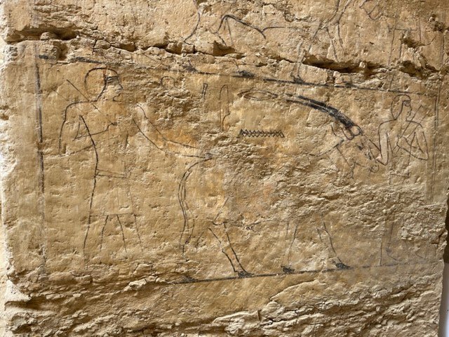 Arqueólogos en Egipto descubren tumba de hombre de 4.300 años de antigüedad que manejó los 'documentos secretos' de su faraón 7 Arqueólogos en Egipto descubren tumba de hombre de 4.300 años de antigüedad que manejó los 'documentos secretos' de su faraón
