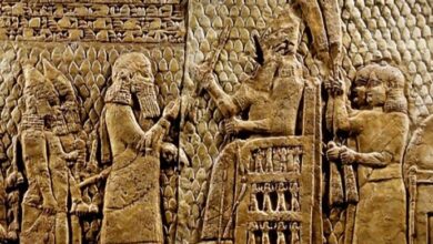 King Sennacherib and his crown prince Arda-Mullissi after the battle of Lachish in 701 BC. From the palace at Nineveh.