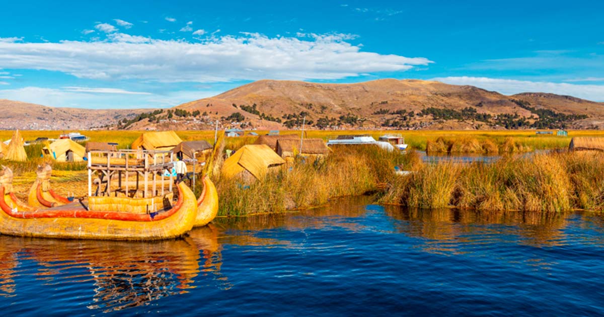 El auge del tiro con arco en la Cordillera de los Andes se remonta ahora a hace 5.000 años 6 Lake Titicaca, Bolivia, where some of the projectiles used to date the introduction of archery in the Andes were found. Source: SL-Photography/Adobe Stock