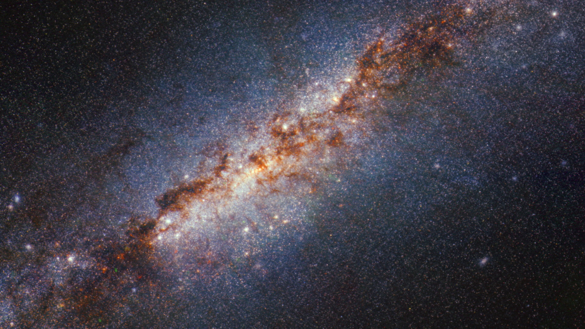 El telescopio James Webb captura la galaxia Messier 82 creando estrellas