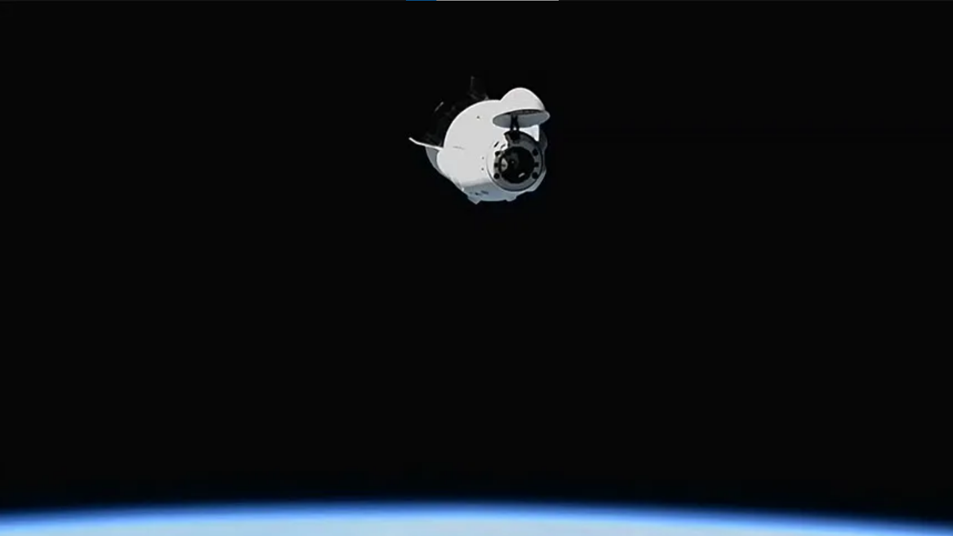 La nave espacial Crew Dragon de SpaceX migra a otro puerto de la ISS 5 NASA TV