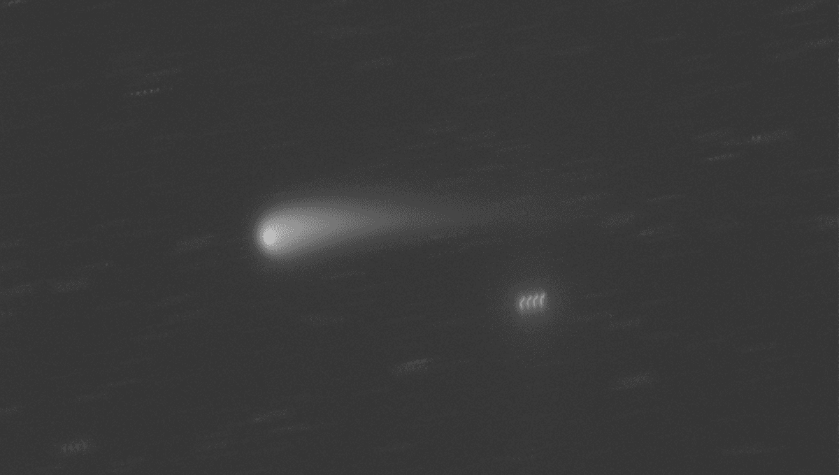 El cometa Tsuchinshan-ATLAS parece estar fragmentándose antes de acercarse a la Tierra