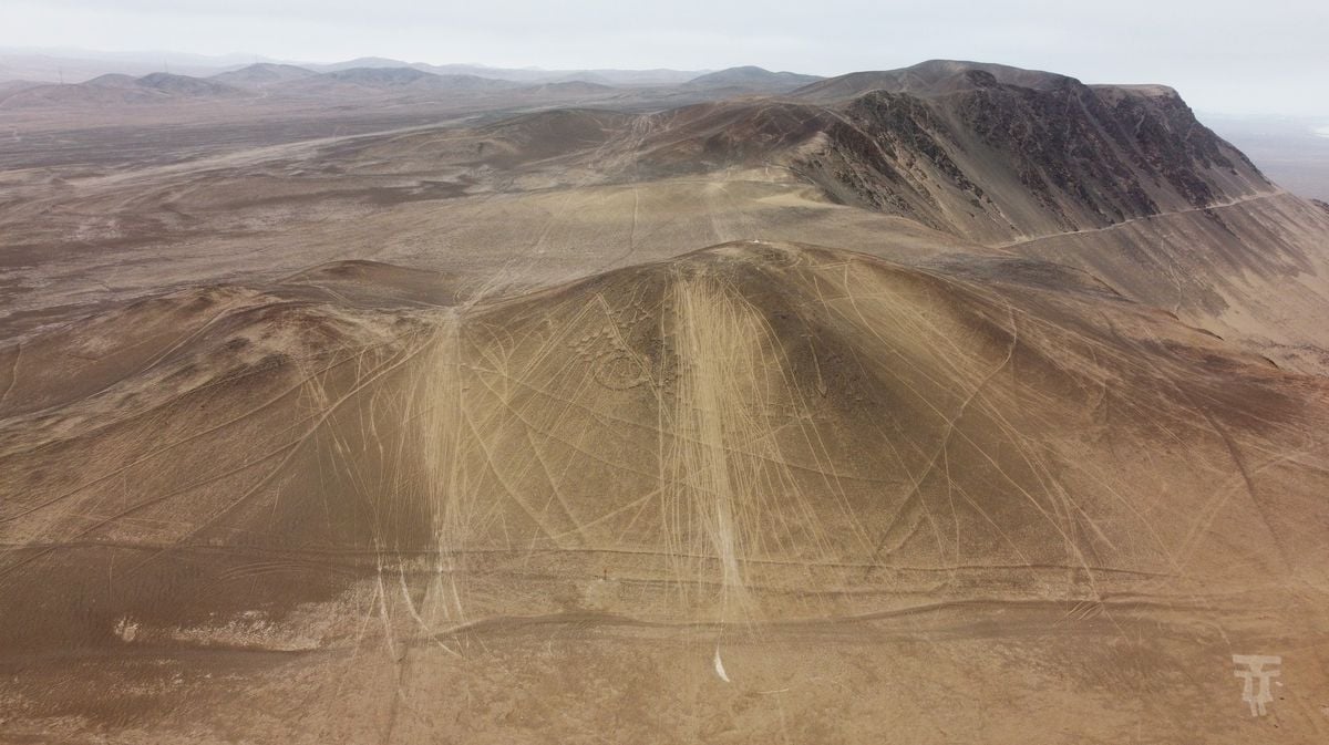 Los conductores todoterreno están destruyendo obras de arte antiguas que se extienden por los desiertos de Chile