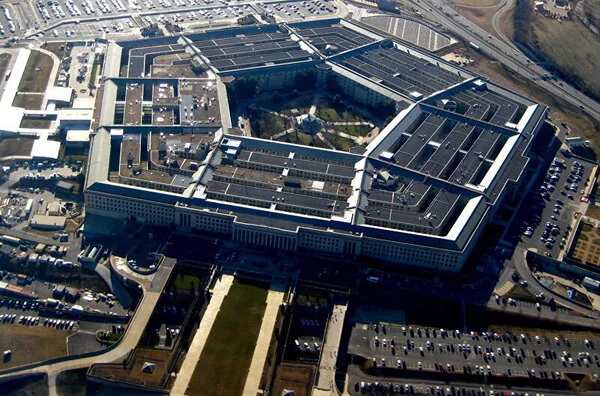 El grupo Jason: el grupo de élite de científicos que 'asesoran' al Pentágono 1 They choose their own members and do not accept external impositions, they are not tied to a single institution, and they do not directly answer to any government authority. This is the Jason Group, the scientific elite of the Pentagon.
