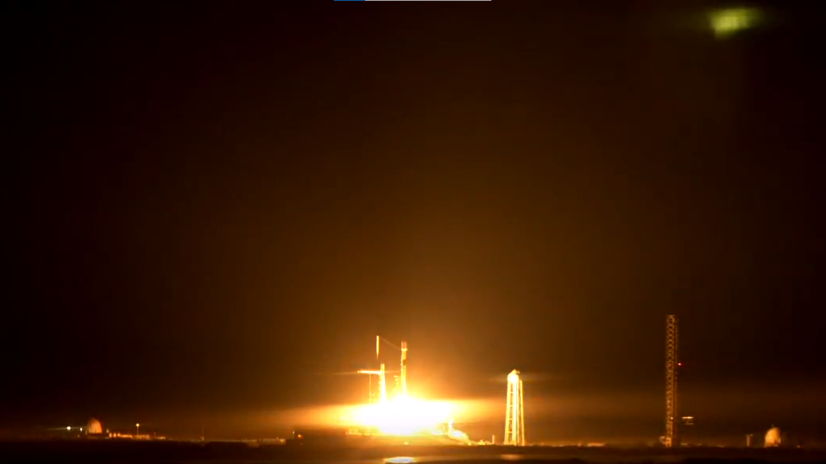 SpaceX Falcon 9 Rocket lanza nuevas misiones científicas a la luna 5 SpaceX via X