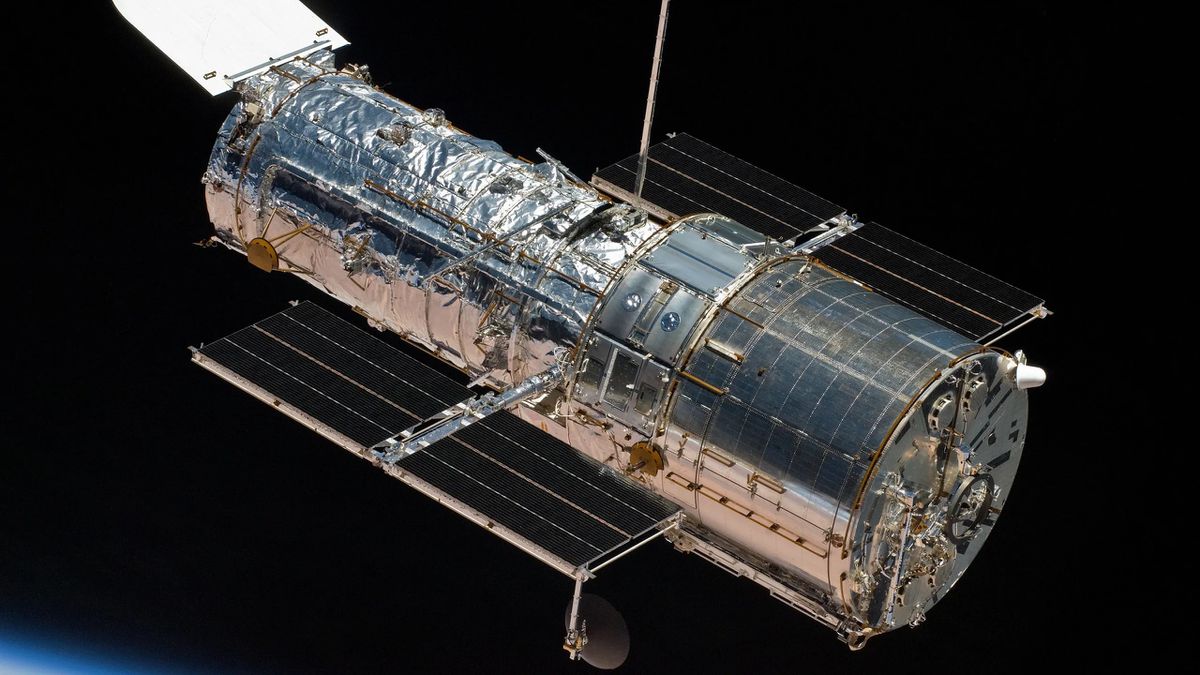 A 35 | "Hubble es más productivo que nunca", dice el científico jefe 5 NASA